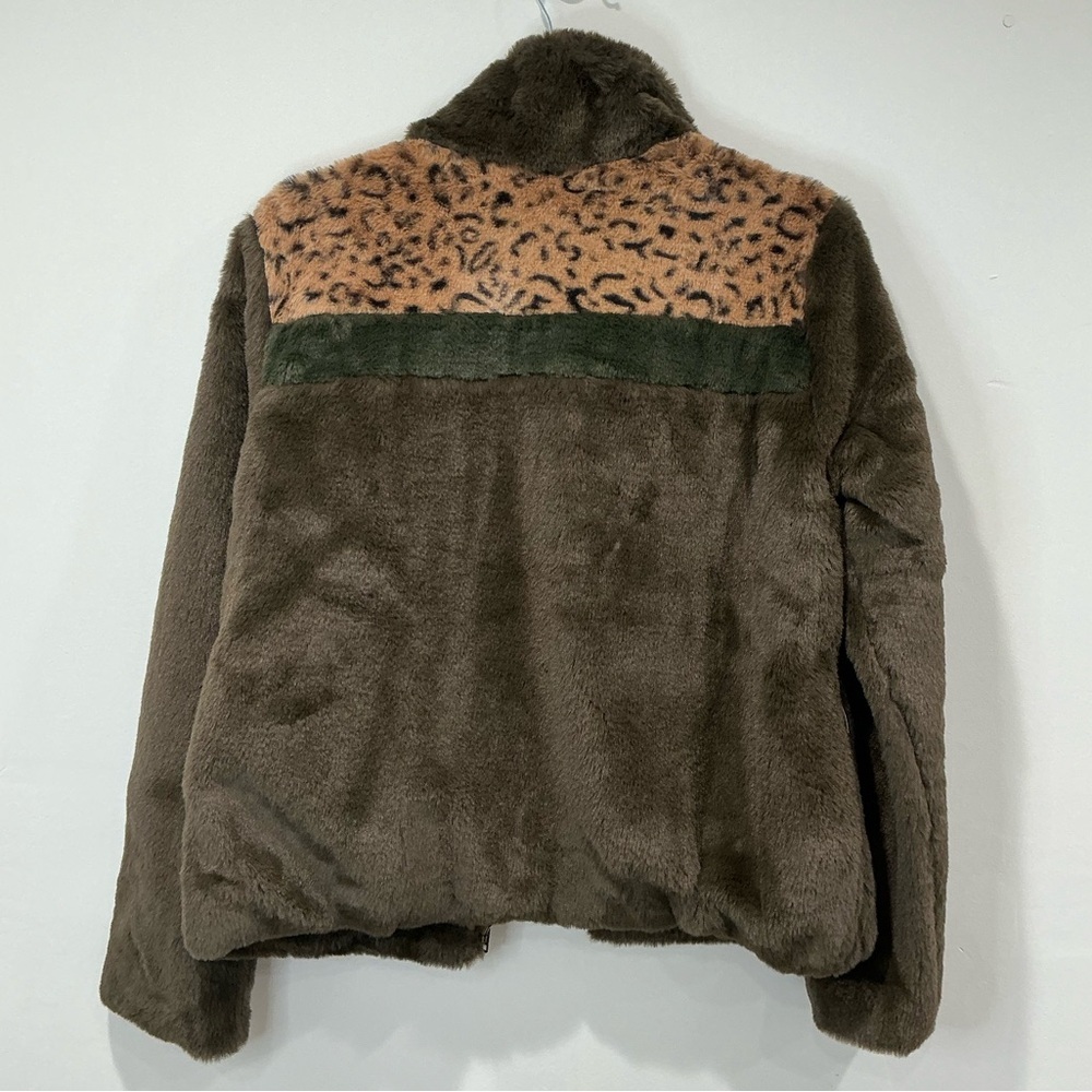 NWOT Mystree Women’s Long Sleeve Faux Fur Animal Print Jacket - Picture 5 of 11